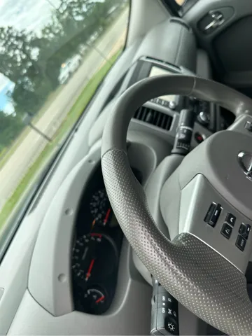 2021 Nissan Frontier SV - Photo 9