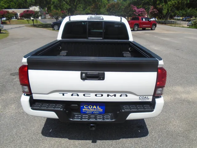 2019 Toyota Tacoma SR5 - Photo 17