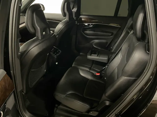2016 Volvo XC90 Momentum - Photo 12