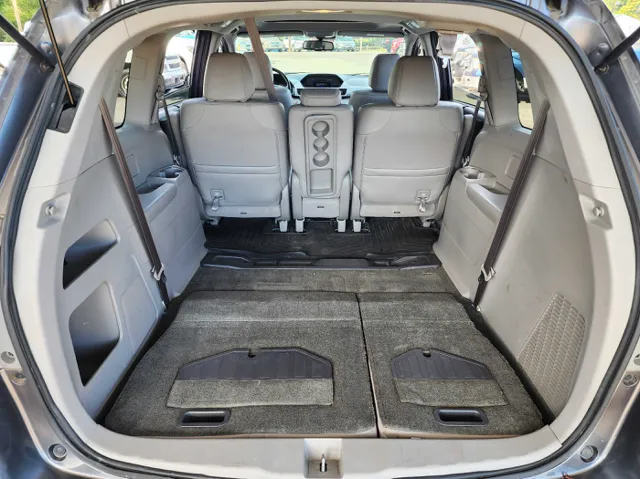 2014 Honda Odyssey EX-L photo 16