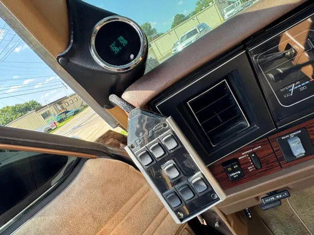 1987 Chevrolet Caprice - Photo 13