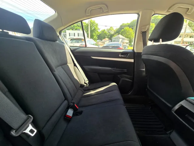 2013 Subaru Legacy 2.5i - Photo 15
