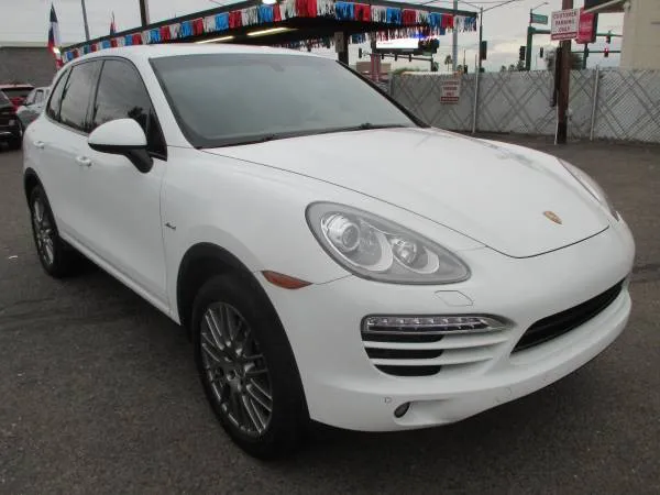 2013 Porsche Cayenne Diesel's photo
