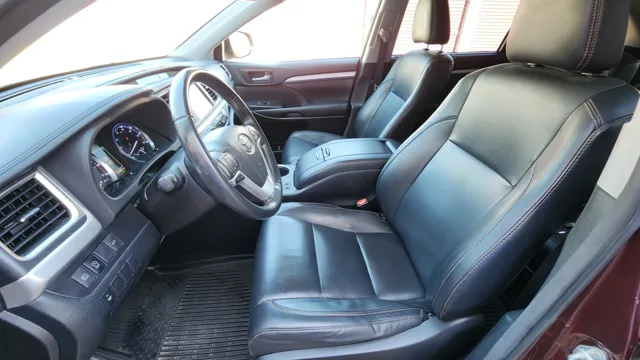 2018 Toyota Highlander XLE - Photo 13