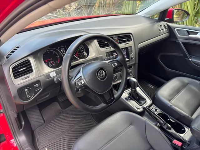 2015 Volkswagen Golf TDI SE - Photo 10