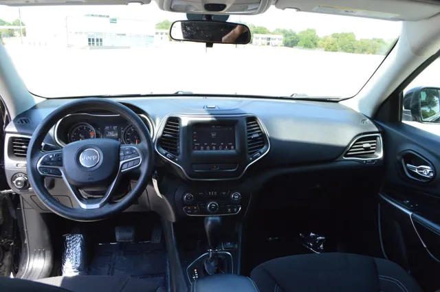 2019 Jeep Cherokee Latitude - Photo 13