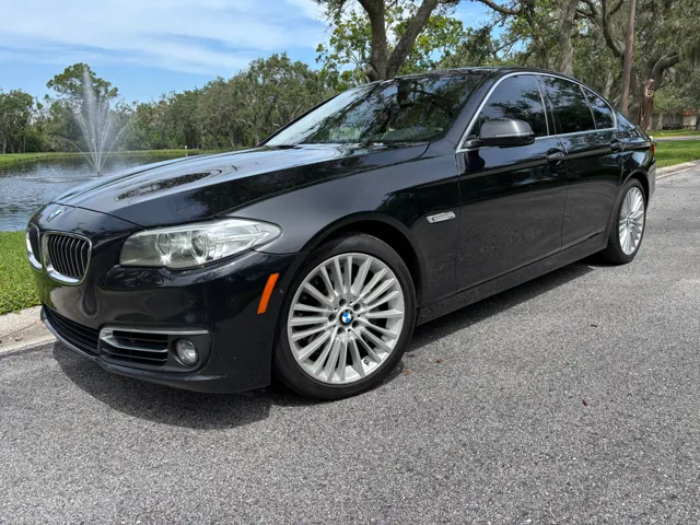2016 BMW 5 Series 550i
