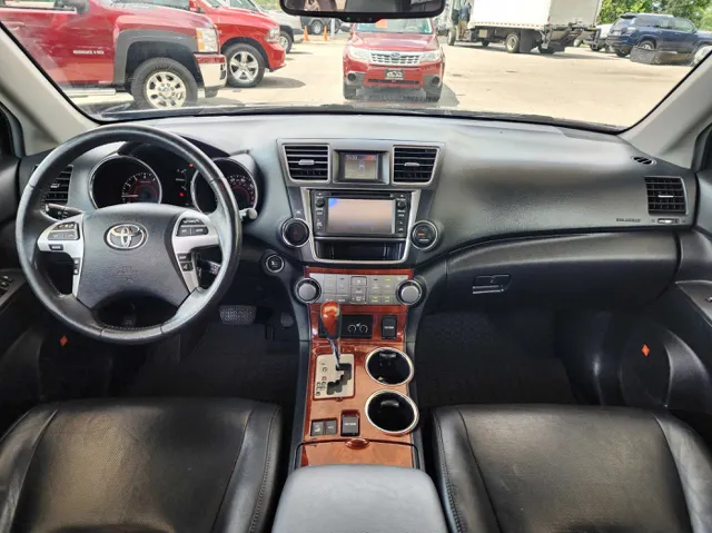 2013 Toyota Highlander Base Hybrid photo 17