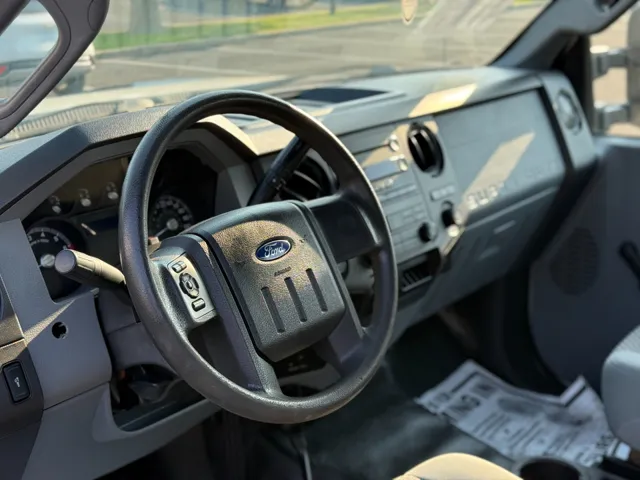 2013 Ford F-350 photo 10