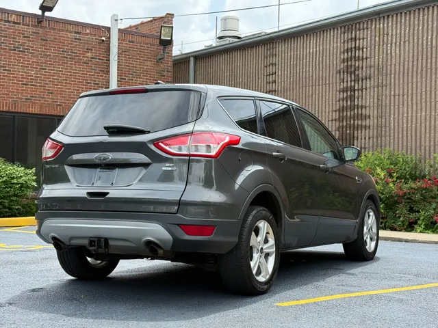 2015 Ford Escape SE - Photo 17