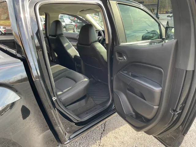 2015 GMC Canyon SLE - Photo 24