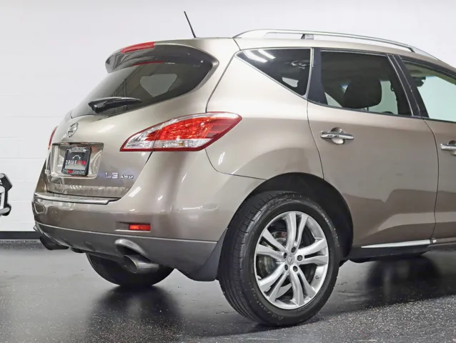 2011 Nissan Murano S photo 8
