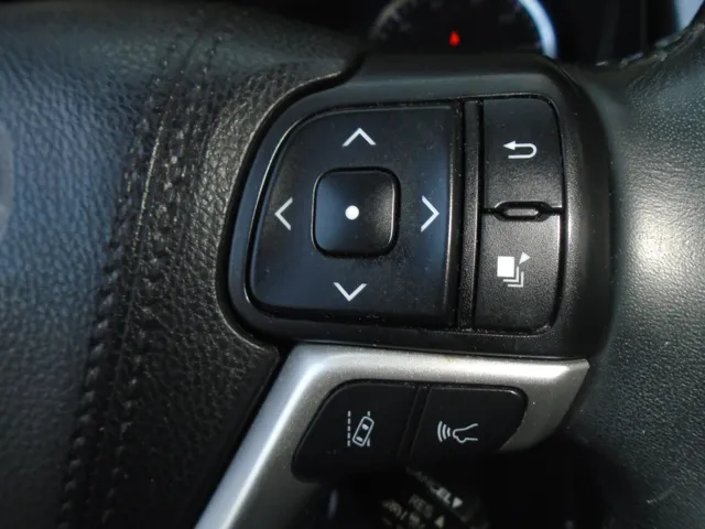 2019 Toyota Highlander SE - Photo 62