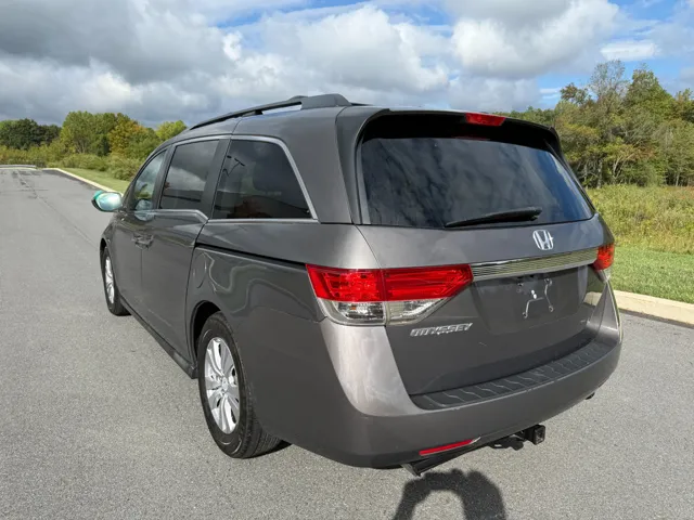 2015 Honda Odyssey EX-L photo 5