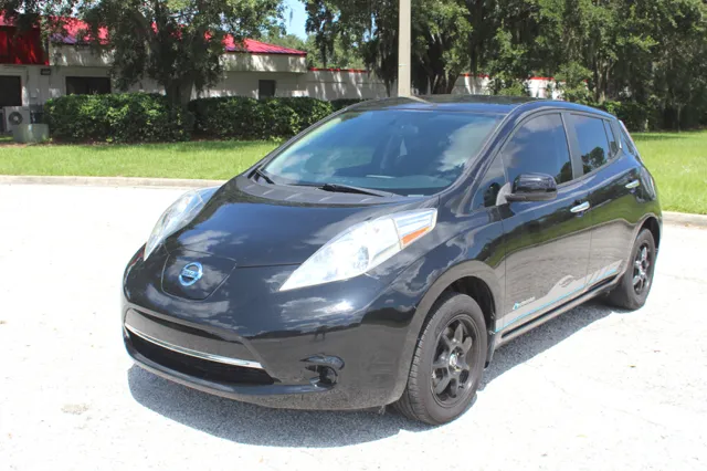 2015 Nissan LEAF S