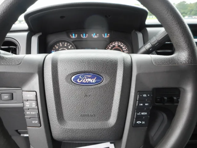 2013 Ford F-150 STX - Photo 10