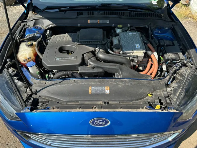 2017 Ford Fusion SE Hybrid photo 10