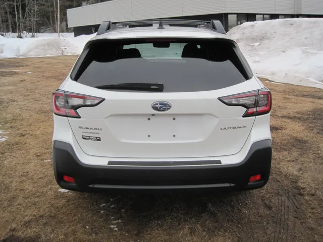 2024 Subaru Outback Premium - Photo 7