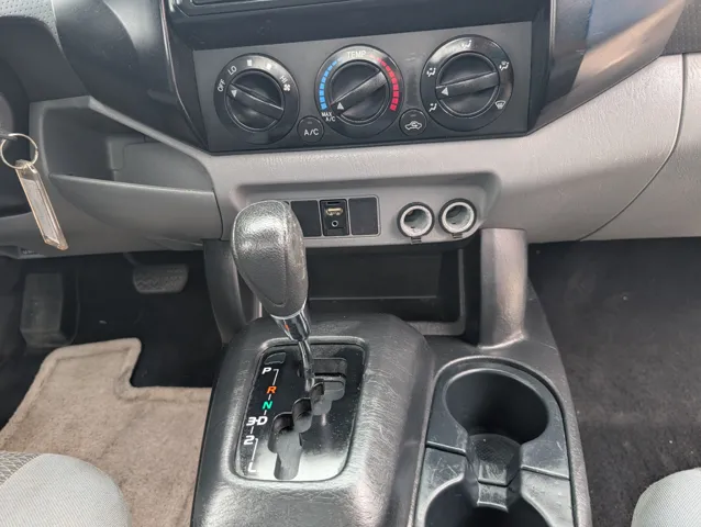 2014 Toyota Tacoma 13