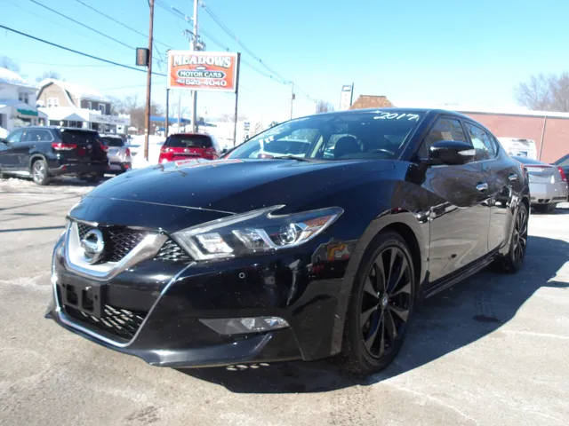 2017 Nissan Maxima SR