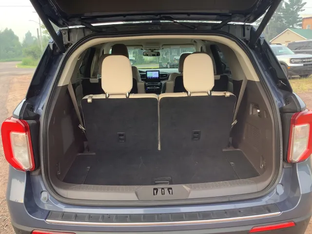 2021 Ford Explorer Platinum - Photo 16