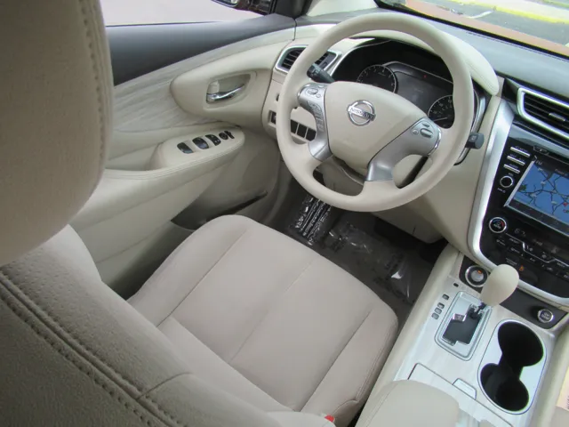 2015 Nissan Murano S - Photo 18