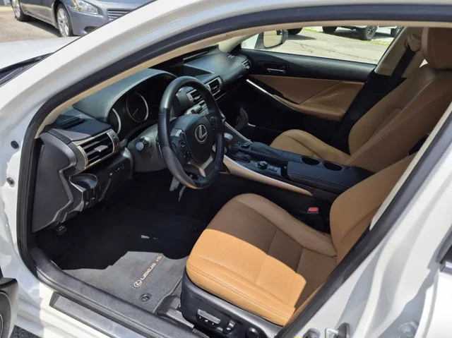 2014 Lexus IS 250 - Photo 12