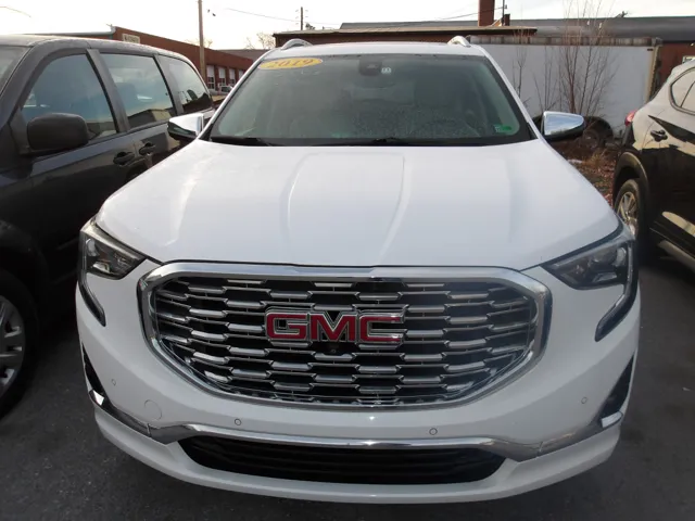 2019 GMC Terrain Denali's photo