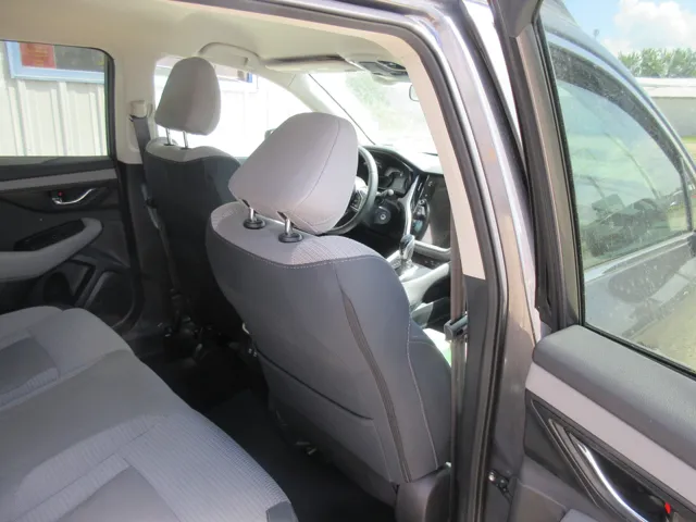 2022 Subaru Outback Premium - Photo 4