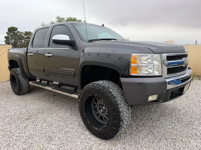 2011 Chevrolet Silverado 1500 LT 4X4 Crew Cab's photo