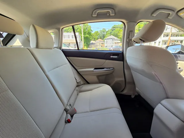 2015 Subaru Impreza Premium - Photo 18