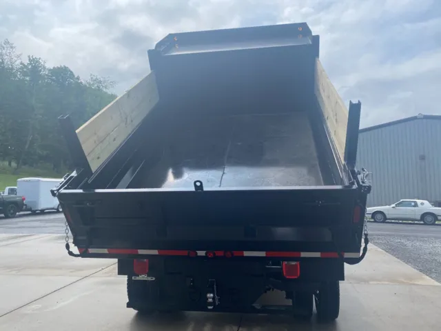 2018 Ford F-450 Super Duty Chassis Cab XL - Photo 8