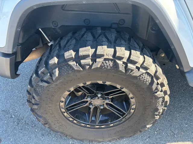 2018 Jeep Wrangler Unlimited Sahara photo 26
