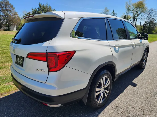 2017 Honda Pilot EX-L - Photo 6