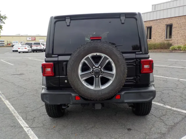 2019 Jeep Wrangler Unlimited Sahara photo 7