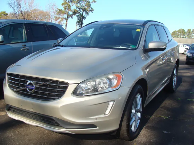 2017 Volvo XC60 T5 Dynamic's photo