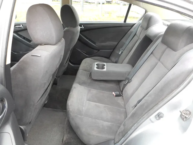 2009 Nissan Altima S - Photo 7