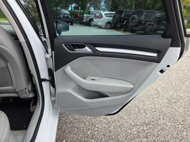 2016 Audi A3 Sedan Premium - Photo 34