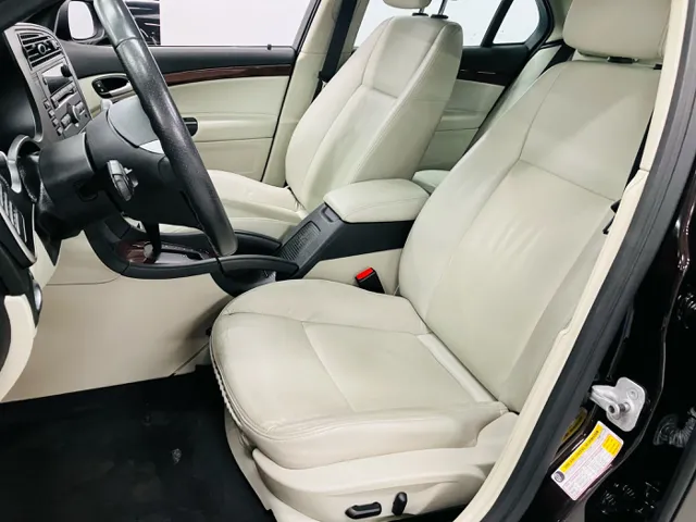 2011 Saab 9-3 photo 13