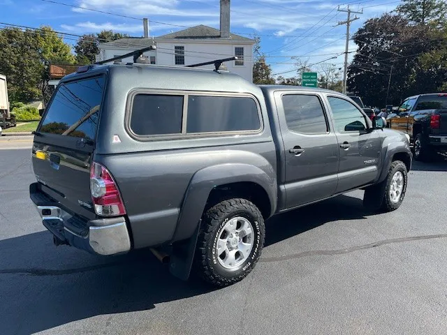 2014 Toyota Tacoma photo 4