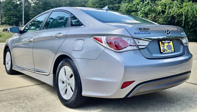 2015 Hyundai Sonata Hybrid - Photo 7