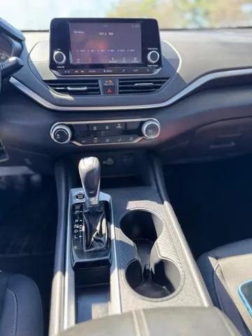 2022 Nissan Altima S - Photo 11