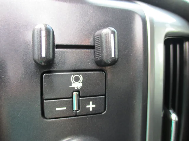 2018 Chevrolet Silverado 1500 photo 16