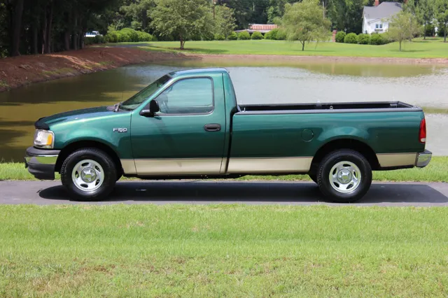 1999 Ford F-150 XL - Photo 6