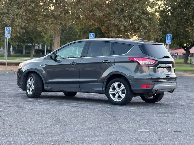 2016 Ford Escape SE - Photo 6