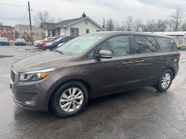 2017 Kia Sedona LX