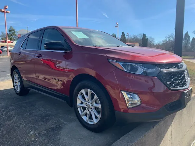 2019 Chevrolet Equinox LT's photo