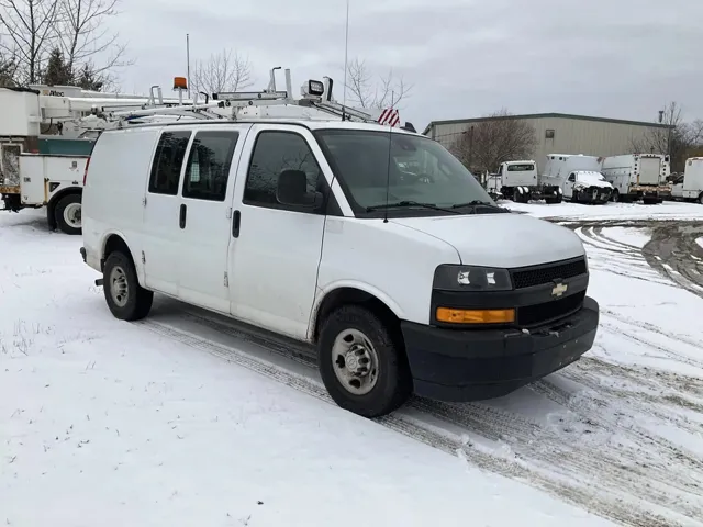 2019 Chevrolet Express 2500 Work Van HD's photo