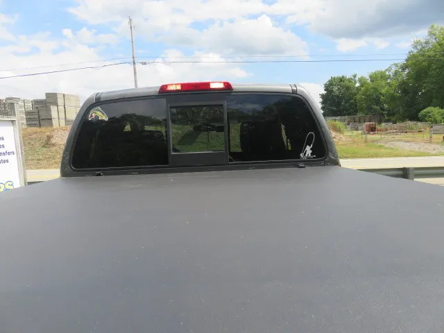 2008 Nissan Frontier SE King Cab photo 24