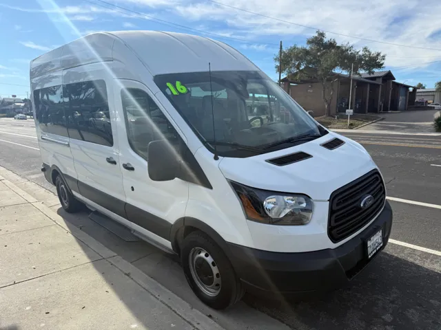 2016 Ford Transit XL - Photo 9